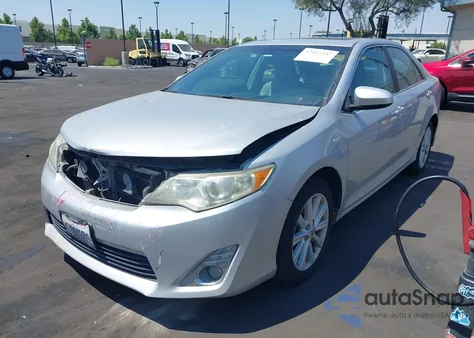 2012 Toyota Camry Hybrid Xle z USA, uszkodzony, nr VIN 4T1BD1FK1CU051589